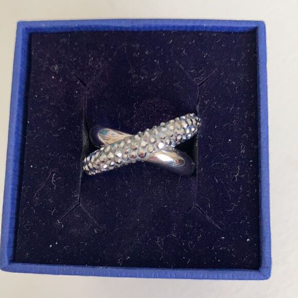 Swarovski Crystal Dust Cross Cry Ring - Picture 1 of 4
